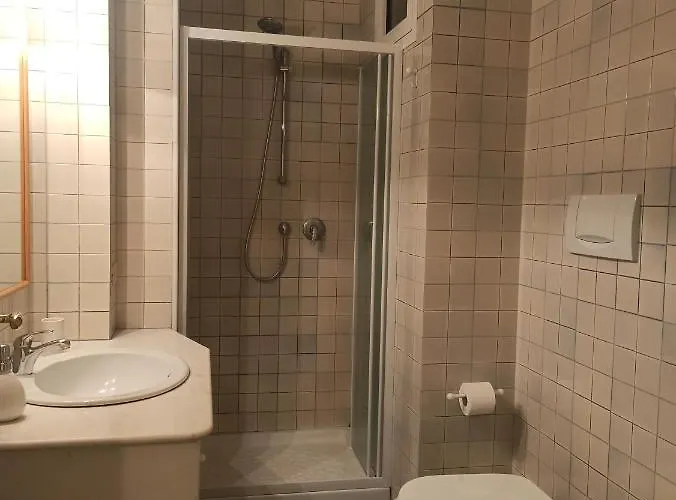 Piccinni House Бари