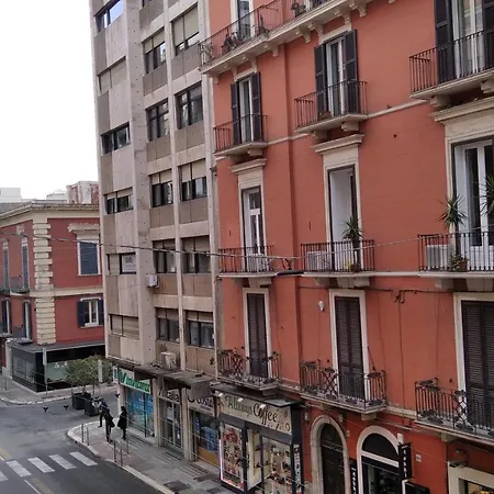 Piccinni House 招待所 *